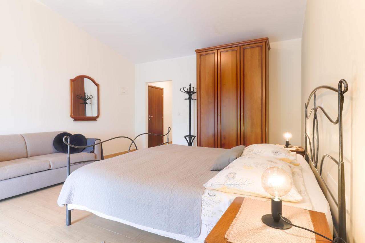 Bed & Breakfast Kastel Žbandaj Buitenkant foto
